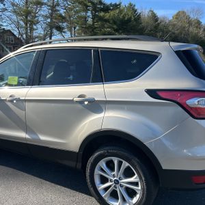 FORD ESCAPE SE - 6