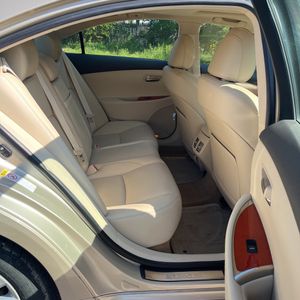 2011 Lexus ES 350 BASE thumbnail 34