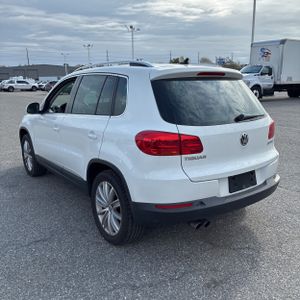 VOLKSWAGEN TIGUAN S - 5