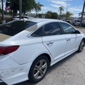 HYUNDAI SONATA SEL - 9