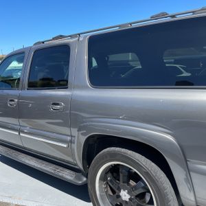 CHEVROLET SUBURBAN 1500 LS - 6