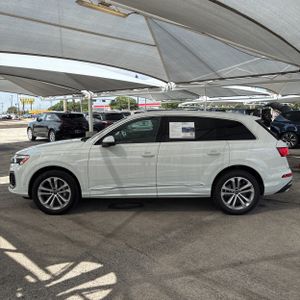 2025 AUDI Q7 PREMIUM PLUS photo 3