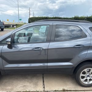 FORD ECOSPORT SE - 4