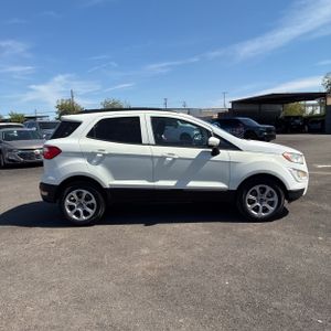 FORD ECOSPORT SE - 10