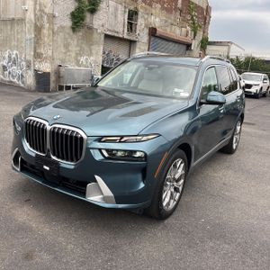 صورة 1 لـ 2023 BMW X7 XDRIVE40I