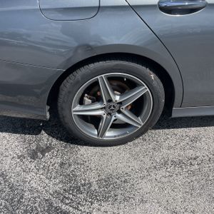 2018 Mercedes-BENZ E-CLASS 缩略图 19