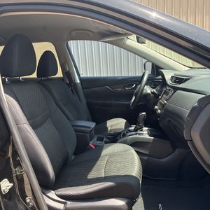 2019 Nissan ROGUE SV — миниатюра 32