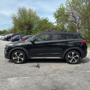 HYUNDAI TUCSON VALUE - 3