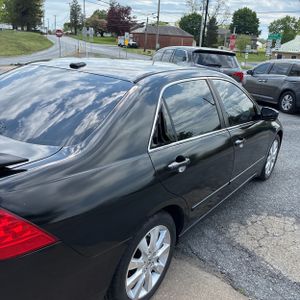 HONDA ACCORD EX-L V-6 - 8