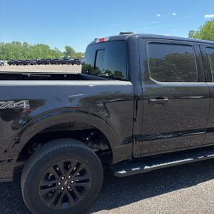 FORD F-150 LARIAT - 9