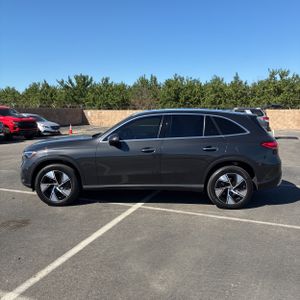MERCEDES-BENZ GLC - 3