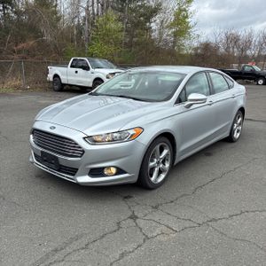 FORD FUSION SE - 1