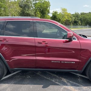 2017 JEEP GRAND CHEROKEE LAREDO — миниатюра 11