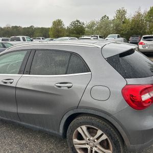 MERCEDES-BENZ GLA - 6