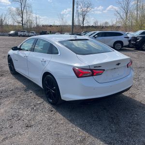 CHEVROLET MALIBU 1LT - 5
