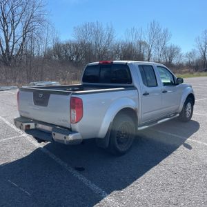 NISSAN FRONTIER SV - 8