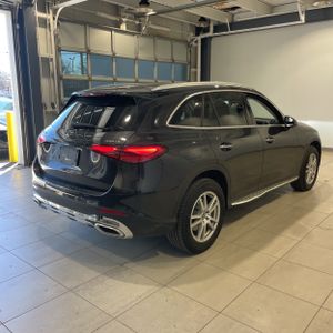 MERCEDES-BENZ GLC - 8