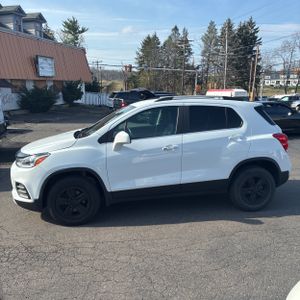 CHEVROLET TRAX LT - 3