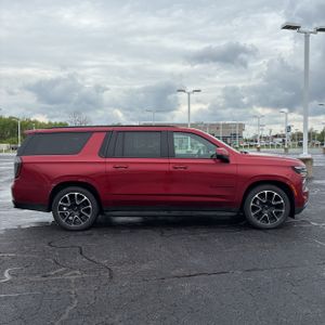 CHEVROLET SUBURBAN RST - 10