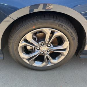 صورة مصغرة 17 لـ 2023 Honda ACCORD EX