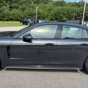 2020 Porsche PANAMERA GTS 照片 4