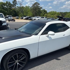 DODGE CHALLENGER SXT - 2