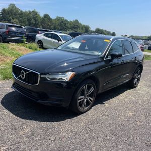 2019 Volvo XC60 MOMENTUM — фото 1