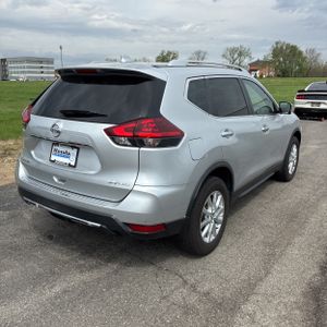 NISSAN ROGUE SV - 8