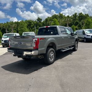 FORD F-350 SUPER DUTY LARIAT - 8