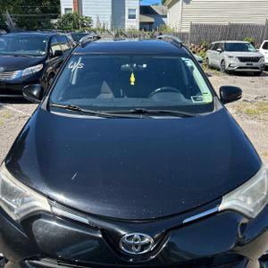 2016 Toyota RAV4 XLE 照片 15