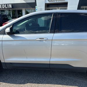 FORD EDGE TITANIUM - 4