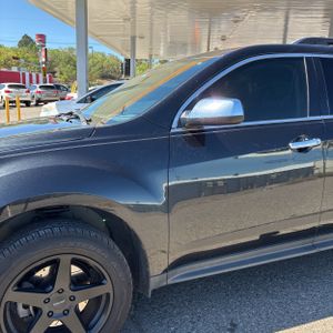 CHEVROLET EQUINOX LT - 2