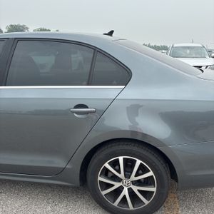 2017 Volkswagen JETTA 1.4T SE — фото 6
