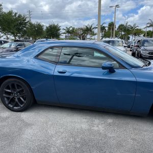 DODGE CHALLENGER GT - 10