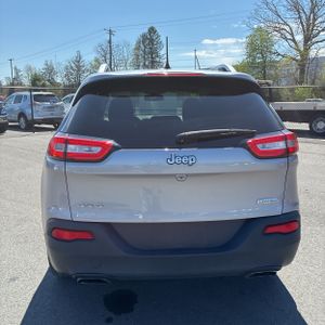 JEEP CHEROKEE LATITUDE - 7