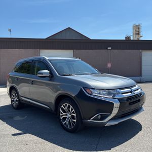 2017 Mitsubishi OUTLANDER SEL — фото 7