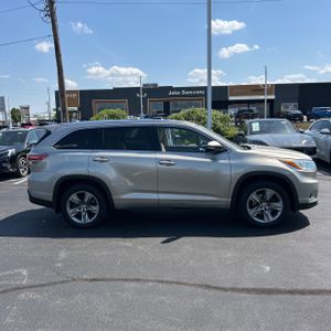 TOYOTA HIGHLANDER - 10