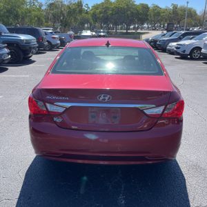 HYUNDAI SONATA GLS - 7