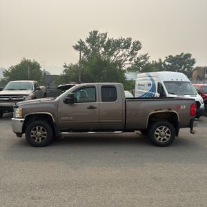 صورة 2 لـ 2013 Chevrolet SILVERADO 2500HD LT