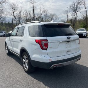 FORD EXPLORER XLT - 5