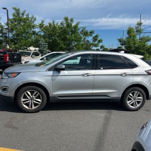 FORD EDGE SEL - 3
