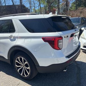 FORD EXPLORER ST-LINE - 6