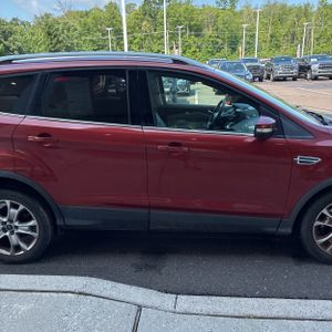 صورة مصغرة 11 لـ 2015 FORD ESCAPE TITANIUM