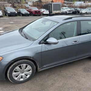 VOLKSWAGEN GOLF SPORTWAGEN TDI SE - 2