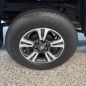 2019 Toyota TACOMA TRD SPORT — миниатюра 19