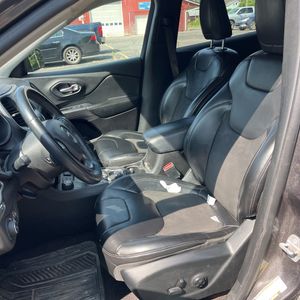 صورة مصغرة 32 لـ 2019 JEEP CHEROKEE LATITUDE PLUS