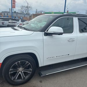 JEEP GRAND WAGONEER SERIES I - 2