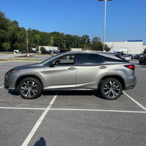 صورة 3 لـ 2017 Lexus RX 350 BASE