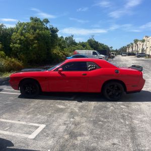2014 Dodge CHALLENGER SXT 照片 3