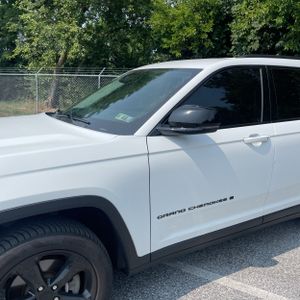 صورة 2 لـ 2023 JEEP GRAND CHEROKEE L LIMITED